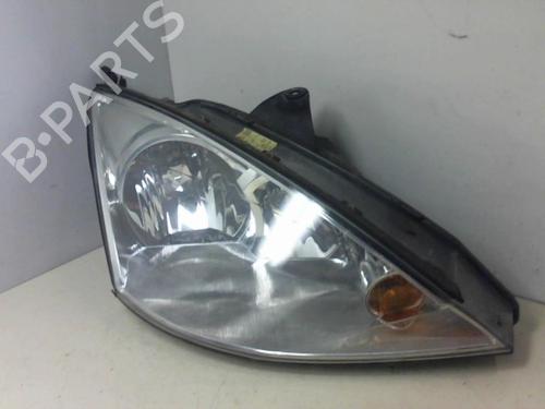 Used Right headlight FORD FOCUS I Turnier (DNW) 1.8 Turbo DI / TDDi (90 hp) 25282616