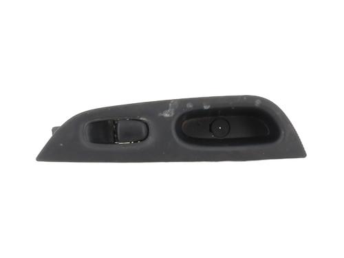 Used Right front window switch NISSAN X-TRAIL III (T32_, T32R, T32RR) 1.6 dCi (T32) (130 hp) 30634677