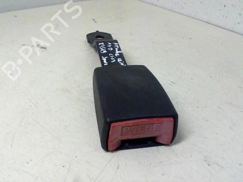 Used Seat buckle RENAULT CLIO III (BR0/1, CR0/1) 1.5 dCi (C/BR0G, C/BR1G) (68 hp) 20970538