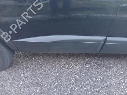 Used Door moulding trim PEUGEOT 5008 II (MC_, MJ_, MR_, M4_) 1.6 BlueHDi 120 (MCBHZH, MCBHZW) (120 hp) 32003207