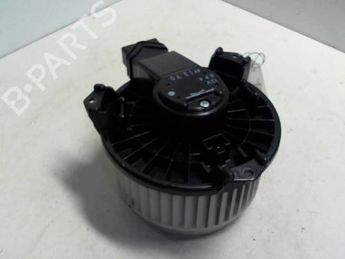 Used Heater blower motor TOYOTA YARIS (_P13_) 1.0 (KSP130_, KSP130) (69 hp) 20971502