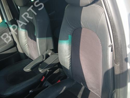 Siège avant gauche LANCIA MUSA (350_) 1.3 D Multijet (350.AXM11, 350.AXM1A, 350.AXI1A) (95 hp) 32721402