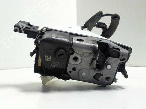 Front right lock CITROËN DS3 (SA_) 1.4 VTi 95 | BP20941809C97