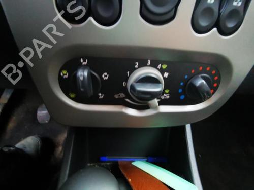 Used Climate control Climate control DACIA SANDERO 1.5 dCi (68 hp) 20938854 20938854