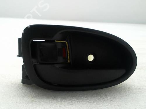 Used Front left interior door handle Front left interior door handle TOYOTA YARIS (_P9_) 1.4 D-4D (NLP90_, NLP90R) (90 hp) 20968419 20968419