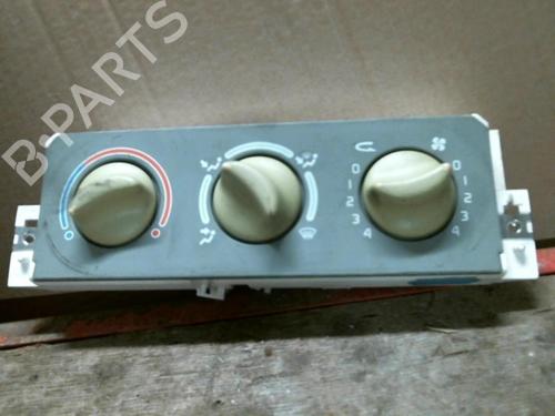 Used Climate control RENAULT TWINGO I (C06_) 1.2 (C066, C068) (58 hp) 22031574