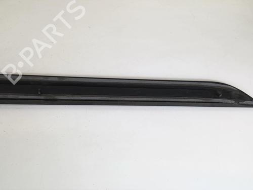 Door moulding trim FORD FOCUS I (DAW, DBW) 1.8 Turbo DI / TDDi | BP20956596C150 