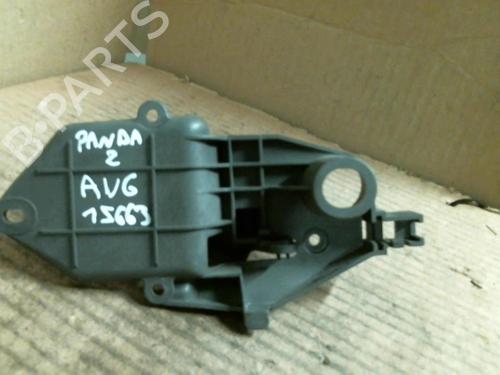 Used Front left interior door handle Front left interior door handle FIAT PANDA (169_) 1.1 (169.AXA1A) (54 hp) 20961577 20961577