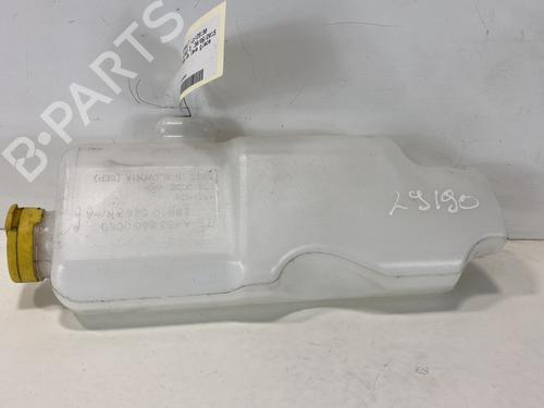 Used Windscreen washer tank RENAULT TWINGO III (BCM_, BCA_) 0.9 TCe 90 (BCM9, BCM2) (90 hp) 22026696