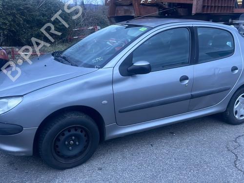 Right taillight PEUGEOT 206 Hatchback (2A/C) 1.4 i | BP31945580C35 