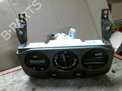 Used Climate control NISSAN PRIMERA Hatchback (P11) 1.8 16V (114 hp) 20961382