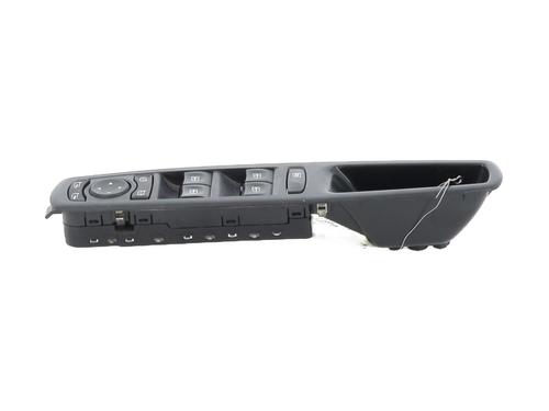 Used Left front window switch Left front window switch RENAULT SCÉNIC III (JZ0/1_) 1.9 dCi (JZ0J, JZ1J, JZ1K, JZ1S) (131 hp) 30124576 30124576
