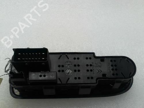Used Left front window switch CITROËN C3 II (SC_) 1.4 HDi 70 (SC8HZC, SC8HR0, SC8HP4) (68 hp) 20968270