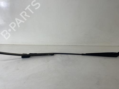 Front windshield wiper arm PEUGEOT 2008 I (CU_) 1.2 THP 130 / PureTech 130 | BP23790527C143 