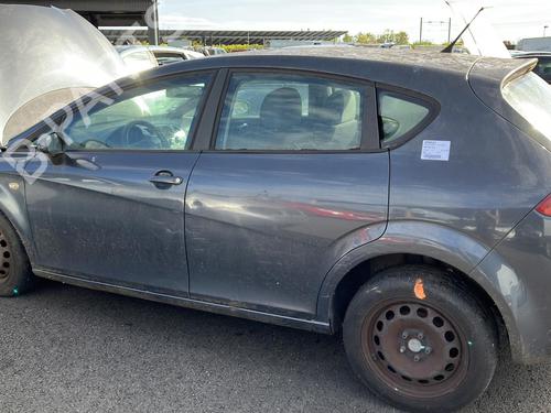 Front left door window SEAT LEON (1P1) 1.9 TDI | BP20944463C18 