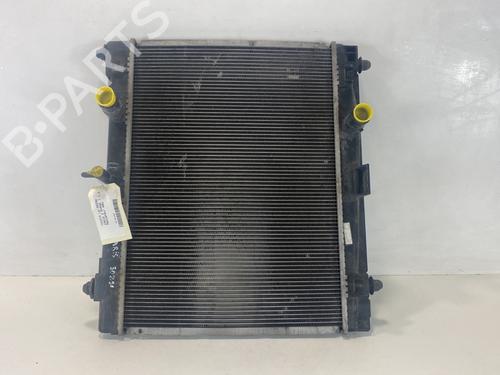 Used Water radiator TOYOTA YARIS (_P9_) 1.3 VVT-i (SCP90_, SCP90R) (87 hp) 22029811