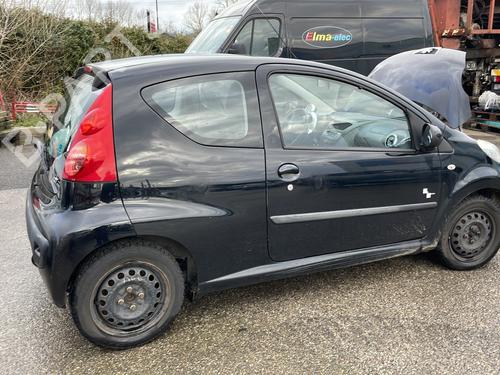 Right headlight PEUGEOT 107 (PM_, PN_) 1.0 | BP23792180C29