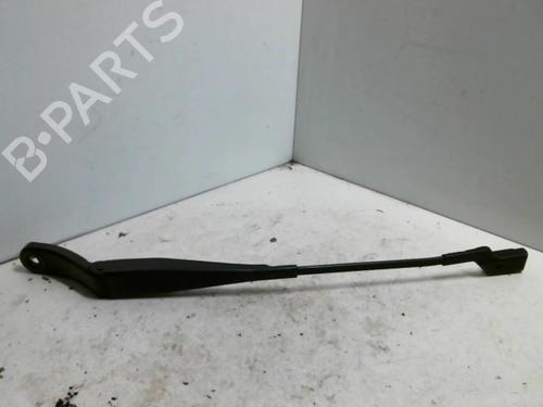 Front windshield wiper arm RENAULT TWINGO II (CN0_) 1.2 16V (CN04, CN0B) | BP25267825C143 