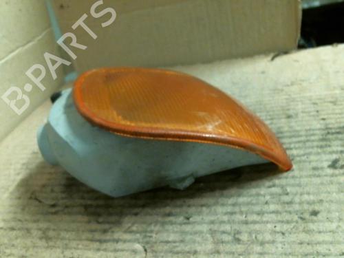 Used Right front indicator VW POLO III (6N1) 55 1.3 (55 hp) 22031452