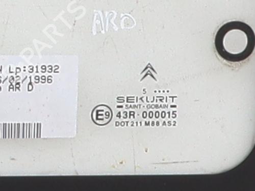 Used Rear right quarter glass Rear right quarter glass 37528751 37528751
