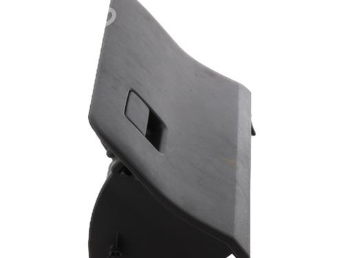 Used Glove box Glove box TOYOTA YARIS (_P13_) 1.5 Hybrid (NHP130_, NHP130) (101 hp) 27570364 27570364