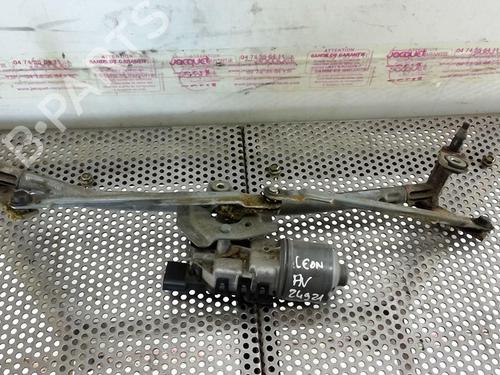 Ruitenwissermotor voor SEAT LEON (1M1) 1.9 TDI (110 hp) 20969547