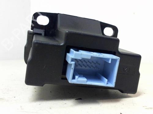 Used Switch Switch SEAT IBIZA II (6K1) 1.0 i (50 hp) 22019990 22019990