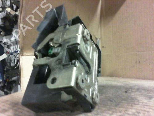 Używane Zamek drzwi przednich prawych RENAULT CLIO II (BB_, CB_) 1.9 D (B/CB0E, BB0J) (64 hp) 20949682