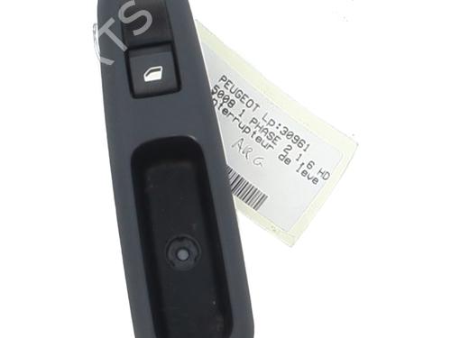 Used Left rear window switch Left rear window switch PEUGEOT 5008 (0U_, 0E_) 1.6 HDi (114 hp) 28476802 28476802
