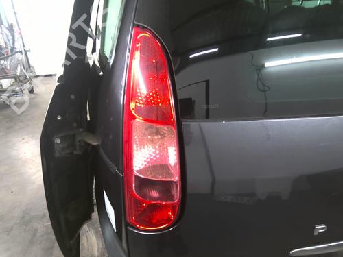 Used Left taillight Left taillight PEUGEOT 807 (EB_) 2.2 HDi (128 hp) 40551840 40551840