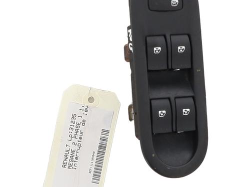Used Left front window switch RENAULT MEGANE II (BM0/1_, CM0/1_) 1.9 dCi (BM0G, CM0G) (120 hp) 29937009