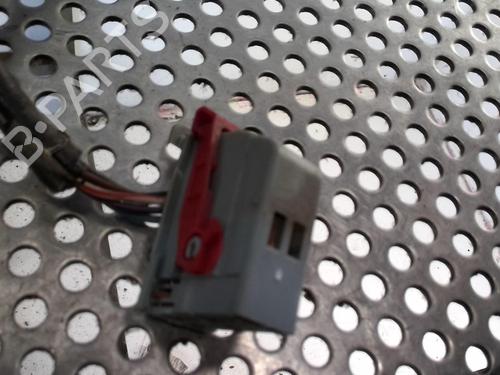 Retrovisor direito FIAT STILO (192_) 1.9 JTD (192_XE1A) (115 hp) 22021655
