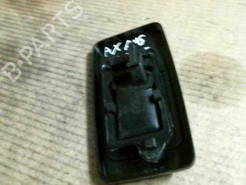 Used Front left interior door handle Front left interior door handle 22030094 22030094