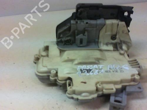 Fechadura trás esquerda VW PASSAT B6 Variant (3C5) 2.0 TDI 16V (140 hp) 20942142