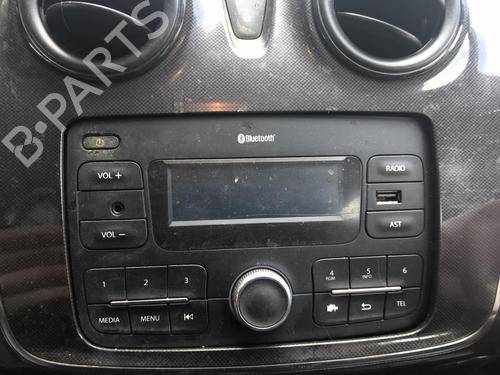 Used Radio DACIA SANDERO II 1.0 SCe 75 (B8JC, B8JD, B8NC) (73 hp) 20950360
