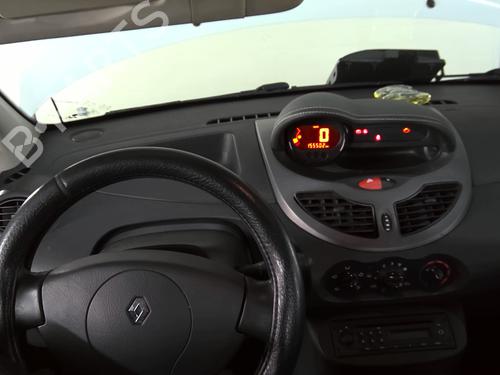 Used Dashboard Dashboard RENAULT TWINGO II (CN0_) 1.2 16V (CN04, CN0B) (75 hp) 31649078 31649078
