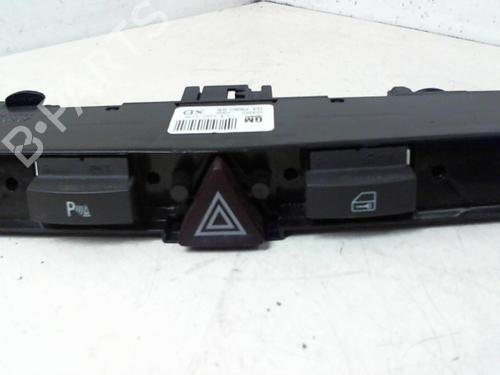 Used Warning switch OPEL ZAFIRA / ZAFIRA FAMILY B (A05) 1.7 CDTI (M75) (125 hp) 22022077