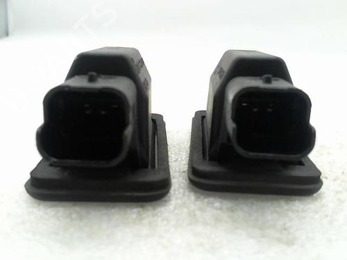 Used Licence plate light Licence plate light PEUGEOT 208 I (CA_, CC_) 1.6 HDi / BlueHDi 75 (75 hp) 20964575 20964575