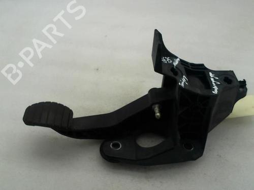 Clutch pedal RENAULT TWINGO III (BCM_, BCA_) 1.0 SCe 70 | BP20952205I13