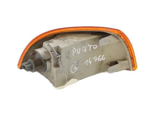 Used Left front indicator Left front indicator FIAT PUNTO (176_) 60 1.2 (176AP, 176AR, 176AQ, 176BB) (60 hp) 26939775 26939775