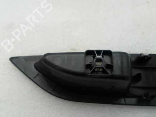 Used Right front window switch Right front window switch PEUGEOT 208 II (UB_, UP_, UW_, UJ_) 1.2 PureTech 100 (101 hp) 20943793 20943793