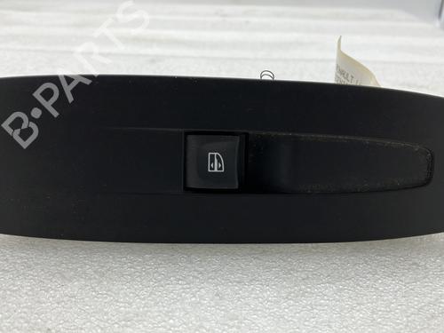 Used Right front window switch RENAULT SCÉNIC IV (J9_) 1.3 TCe 140 (140 hp) 21067591