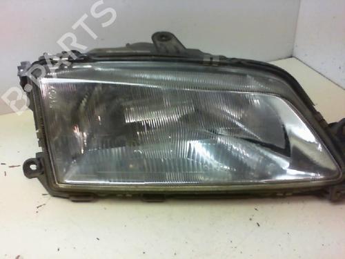 Used Right headlight PEUGEOT 306 Hatchback (7A, 7C, N3, N5) 1.4 (75 hp) 20954558