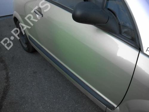 Used Right front door Right front door 20966285 20966285