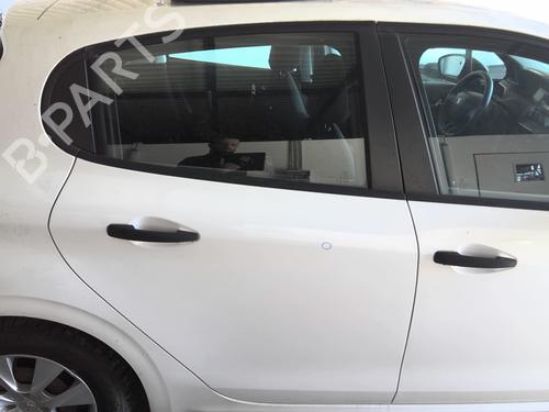 Used Right rear door PEUGEOT 208 I (CA_, CC_) 1.4 HDi (68 hp) 24661963