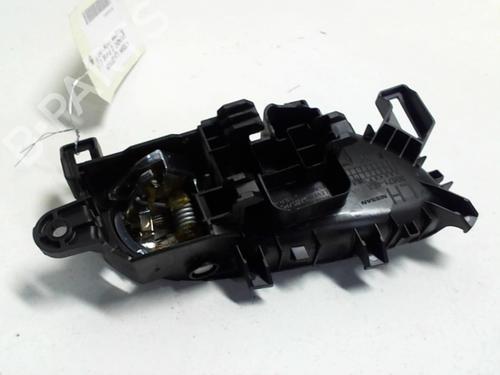 Used Front left interior door handle NISSAN QASHQAI II (J11, J11_) 1.2 DIG-T (115 hp) 20953774