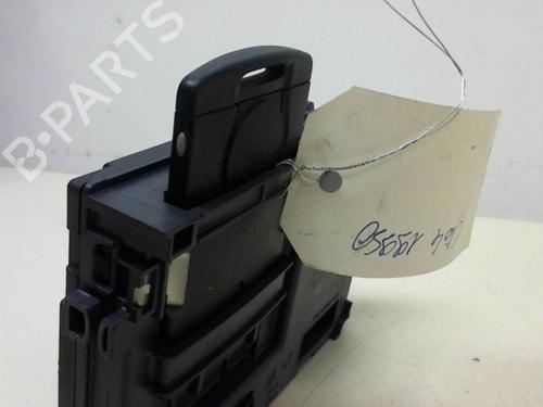 Used Card reader Card reader RENAULT CLIO IV (BH_) 1.5 dCi 75 (75 hp) 32370938 32370938