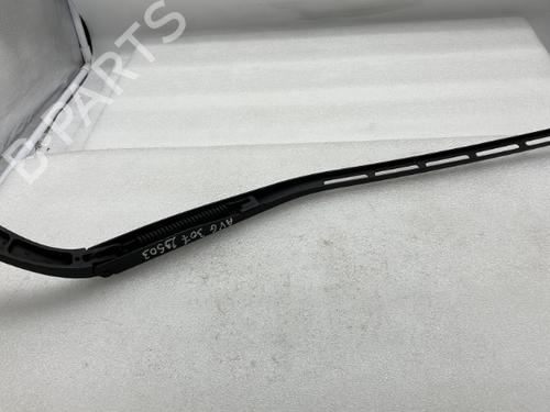 Used Front windshield wiper arm PEUGEOT 307 (3A/C) 1.6 16V (109 hp) 20968072