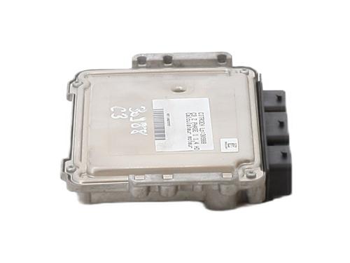 Used Engine control unit (ECU) Engine control unit (ECU) CITROËN C3 II (SC_) 1.4 HDi 70 (SC8HZC, SC8HR0, SC8HP4) (68 hp) 28476644 28476644