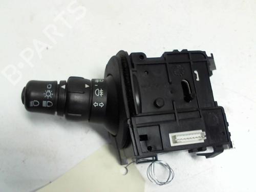 Used Switch Switch RENAULT SCÉNIC II (JM0/1_) 1.6 16V (JM1R) (112 hp) 20971104 20971104
